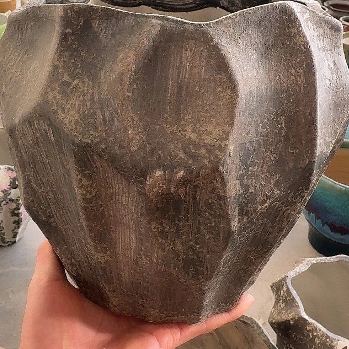 口16高22窄口13带孔一个