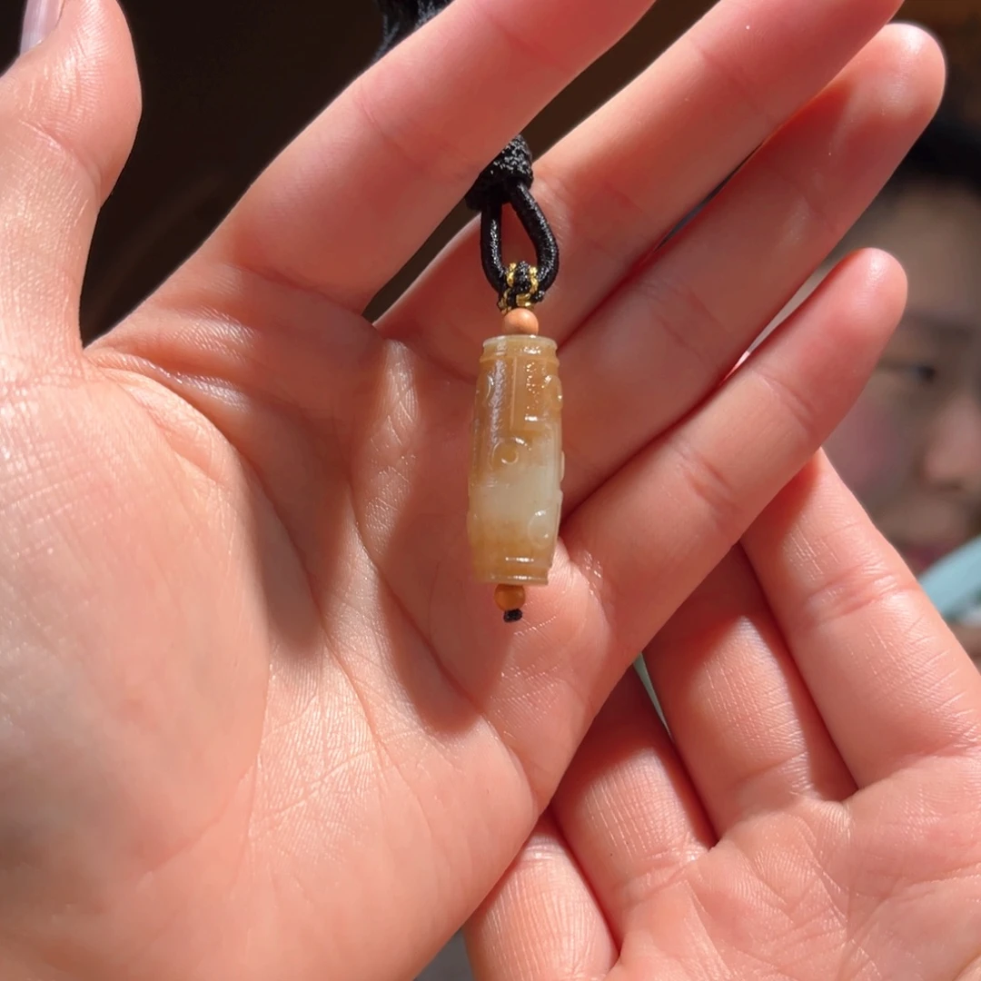 吊坠(不含链)未镶嵌和田玉新疆且末糖白天珠188