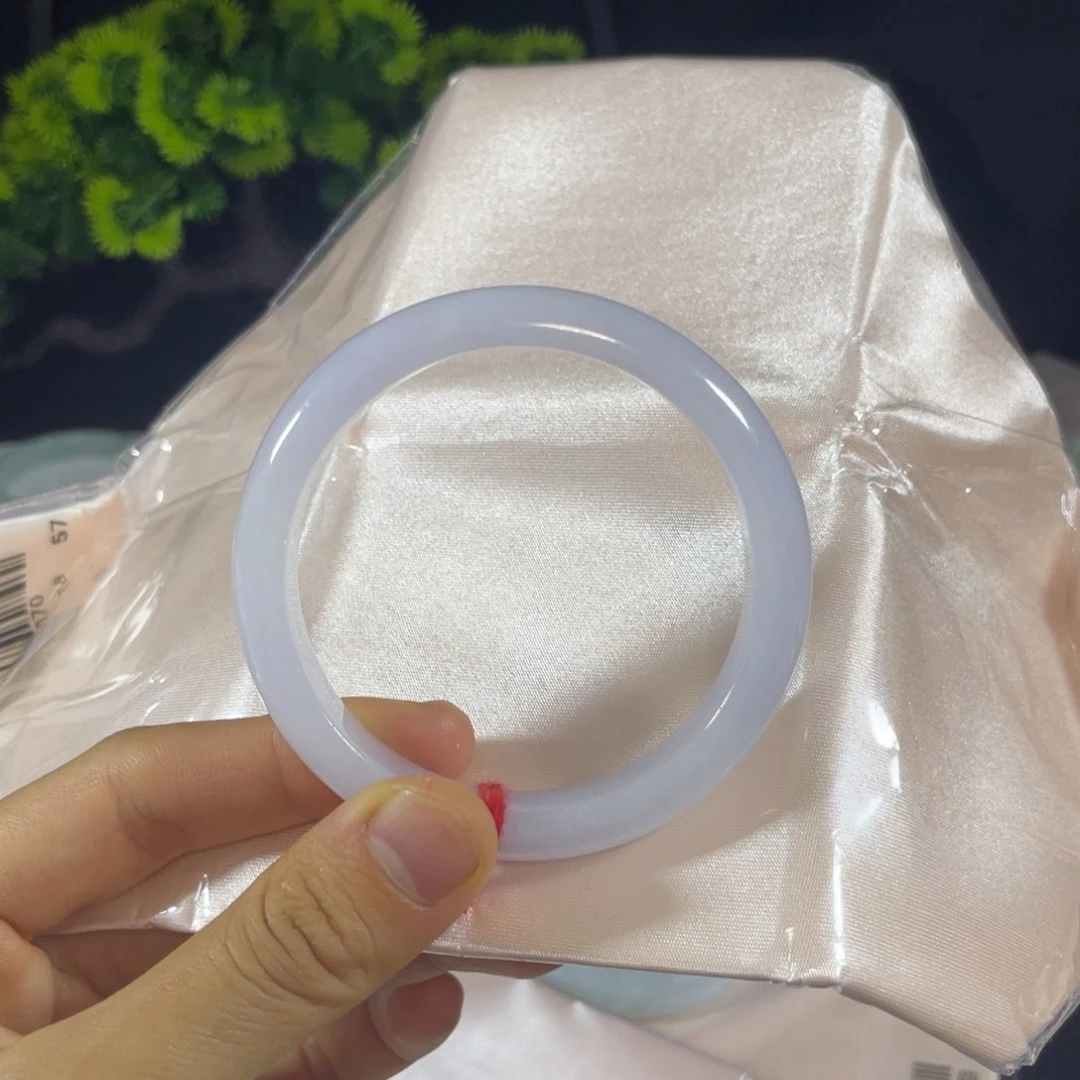 未镶嵌手镯翡翠淡*天然翡翠手镯