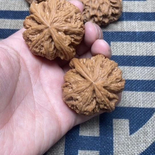 吊坠文玩核桃粗筋