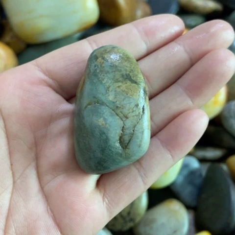 未镶嵌和田玉（糖玉）挂件1