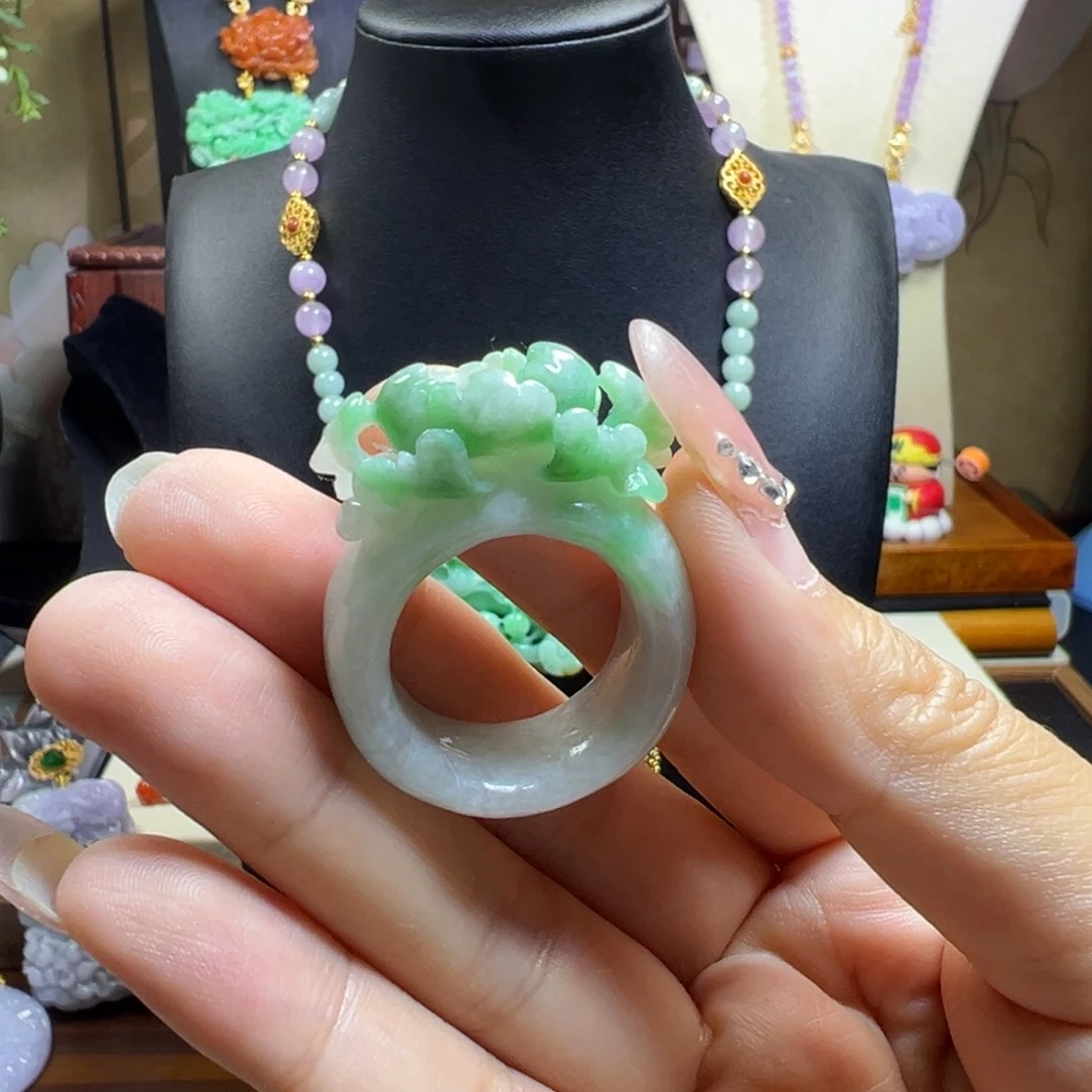 翡翠未镶嵌毛衣链扳指