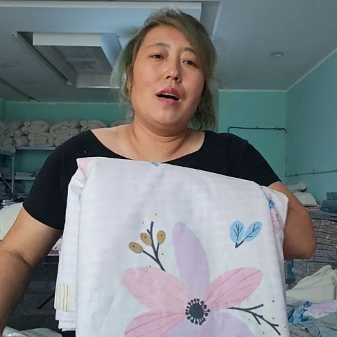 棉纯棉被套尺寸2m乘2米3。