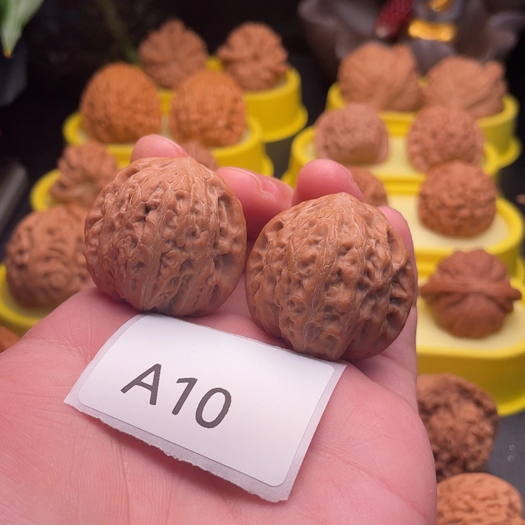 文玩核桃吊坠铁锤36