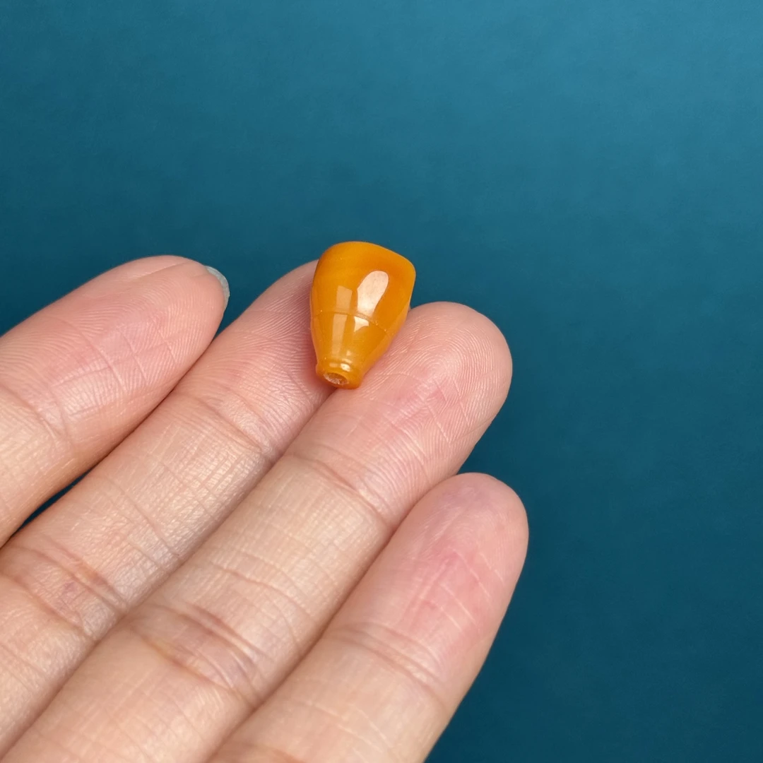 Z4452天然原矿蜜蜡三通8.9*13mm支持复检假一罚十