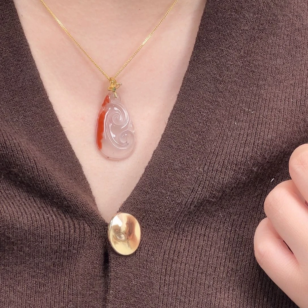 南红玛瑙18K金镶嵌颈饰