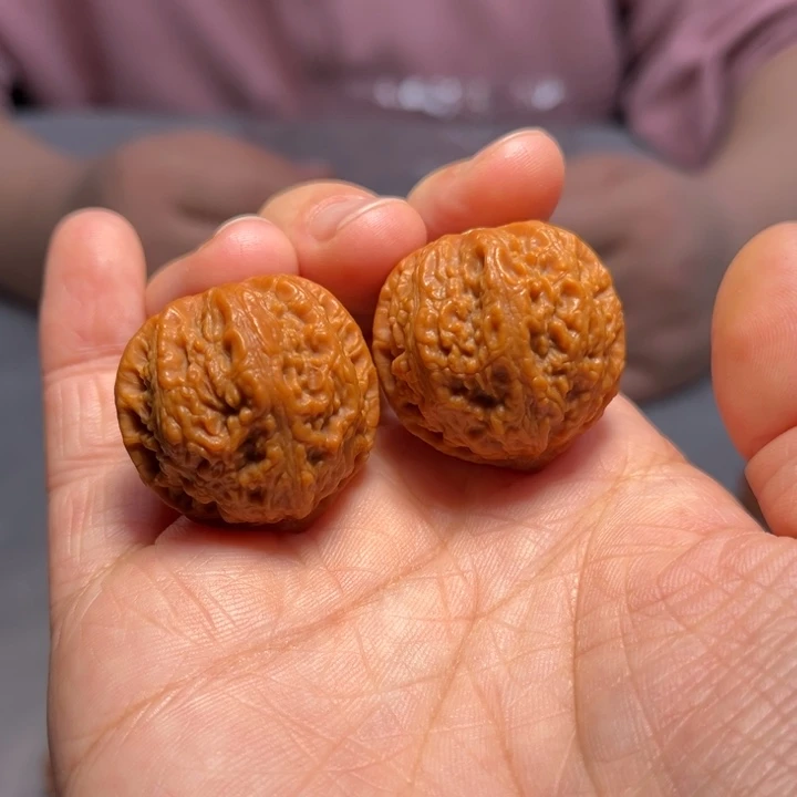 文玩核桃把件满天星8279