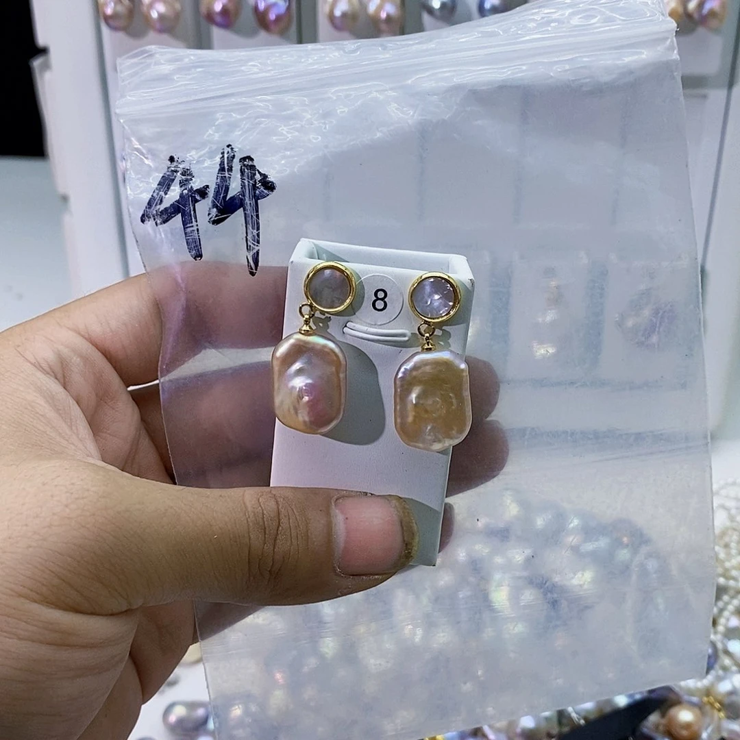 淡水珍珠合金颈饰