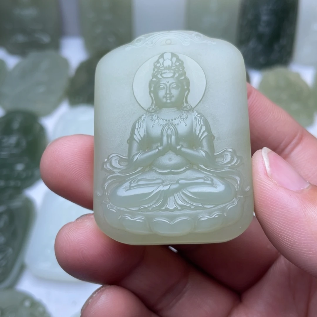 和田玉未镶嵌颈饰