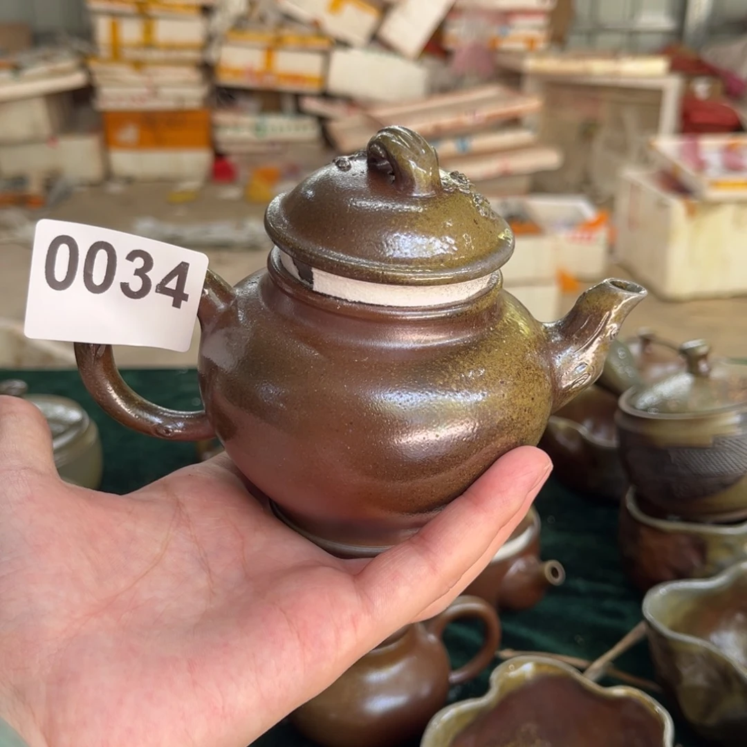 壶0034老韩坭兴陶 柴烧梅报春