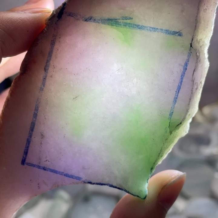 翡翠未镶嵌挂件K领导天然翡翠片料