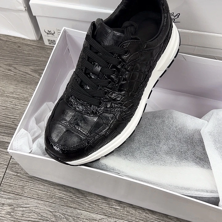 原***狼磨砂皮（牛皮）湾鳄肚皮39码