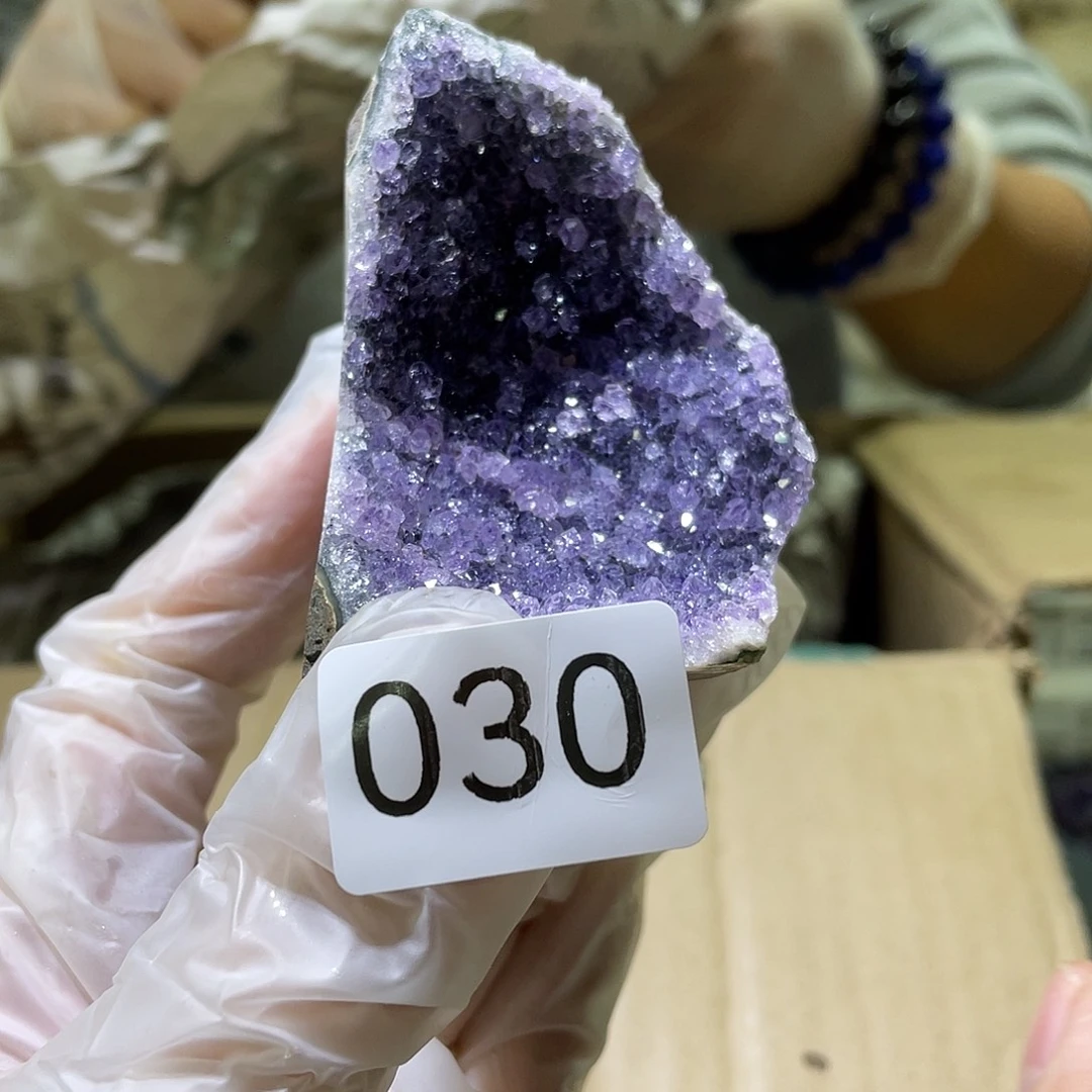 水晶未镶嵌珠宝半成品