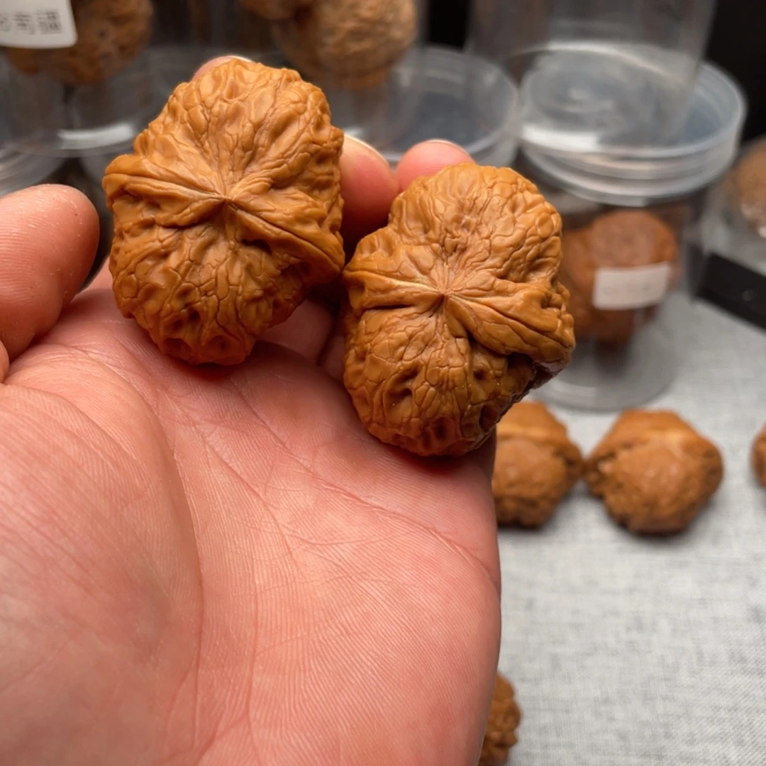 文玩核桃把件大驴