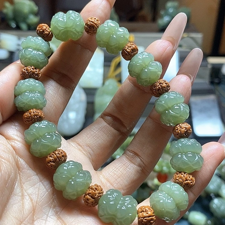 手串未镶嵌和田玉