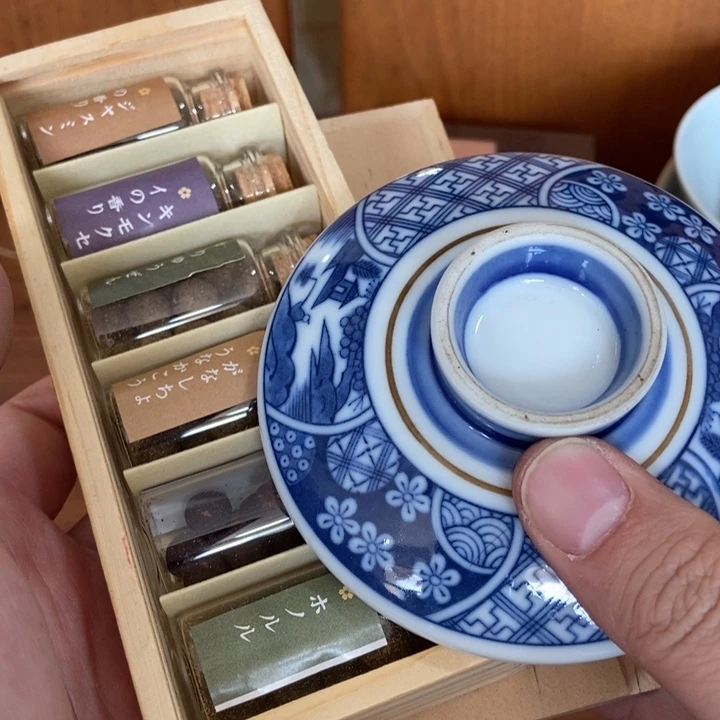 瓷片不会哈哈哈哈哈哈哈哈好吧