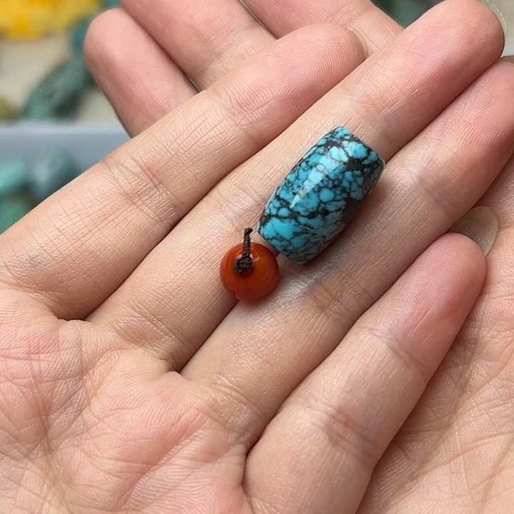 颈饰未镶嵌南红玛瑙
