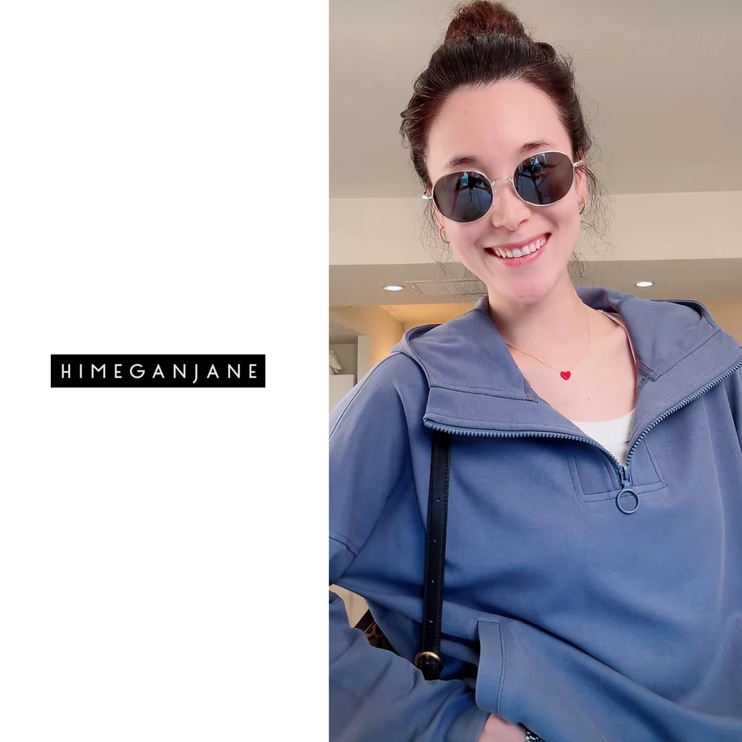 HIMEGANJANE 半拉链斜纹肌理连帽卫衣弧形下摆极简纯色上衣623507