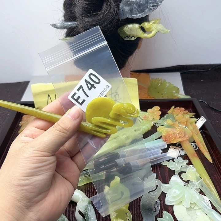 蛇纹石玉发饰合金冷***夜