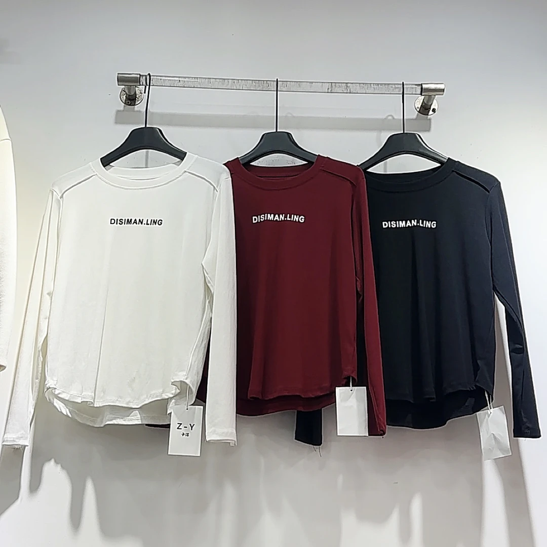 1821 新款百搭圆领字母印花正肩休闲t恤上衣女