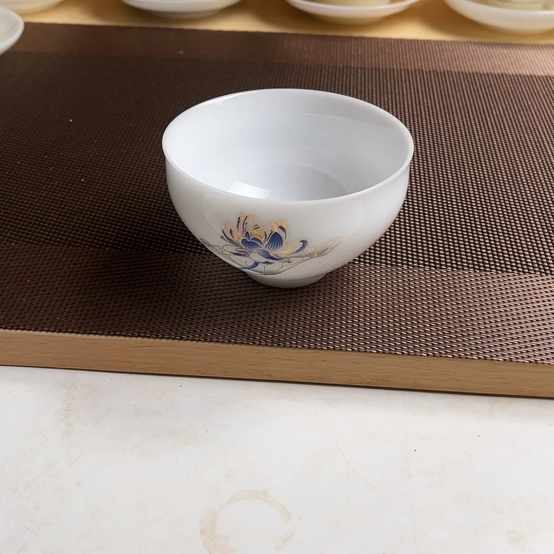 瓷片冰种玉瓷鸿运当头主人杯130cc