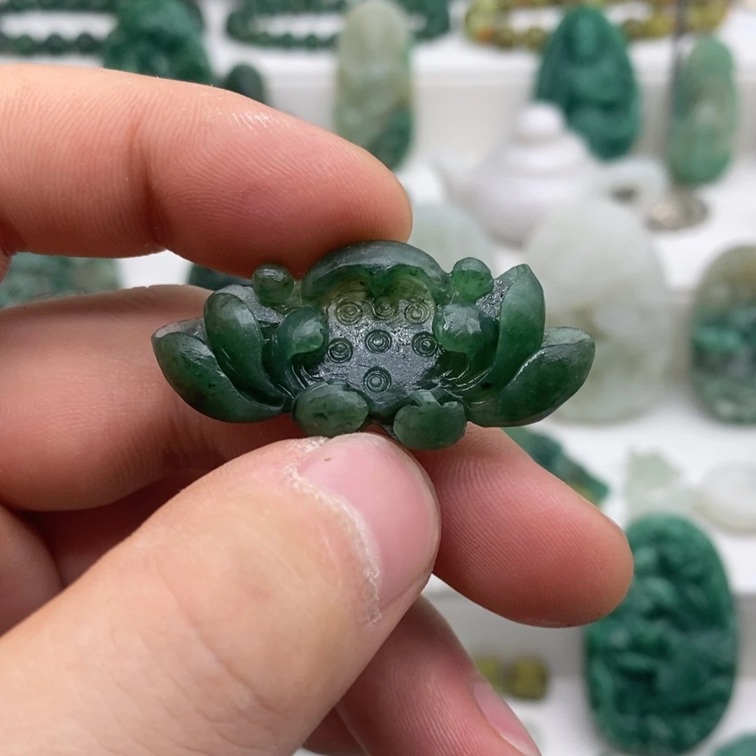 *****未镶嵌独山玉颈饰