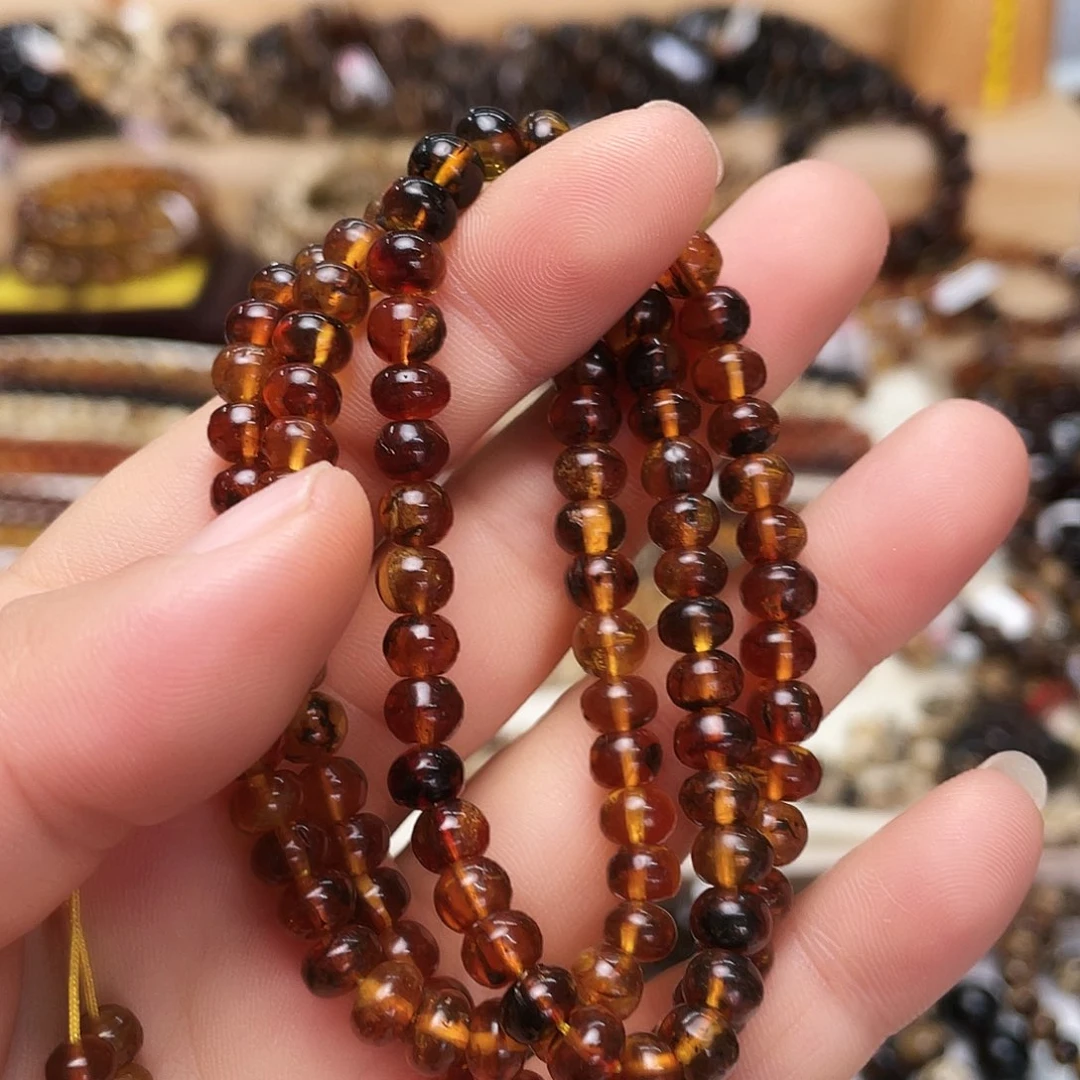 未镶嵌琥珀裸石六