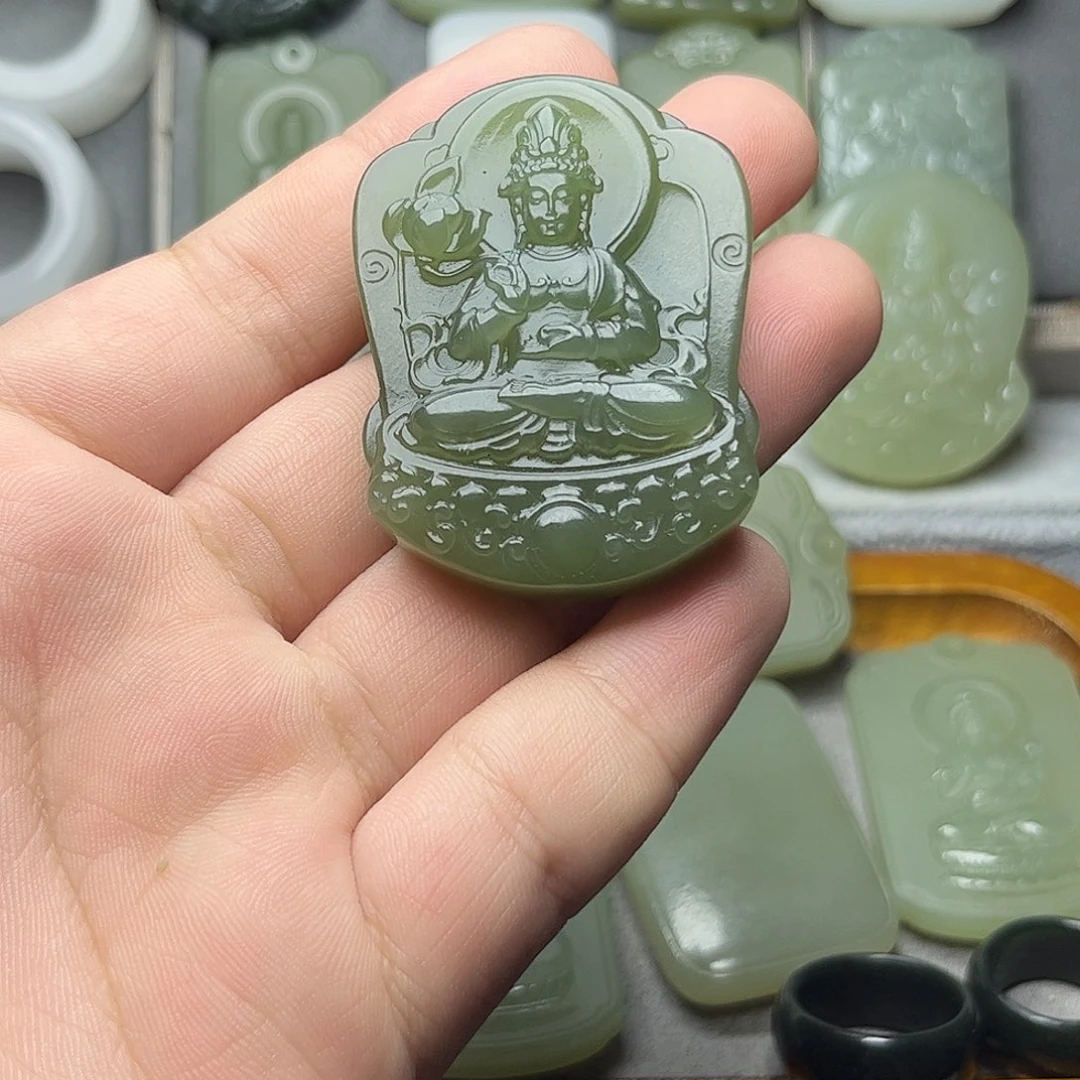 和田玉未镶嵌颈饰