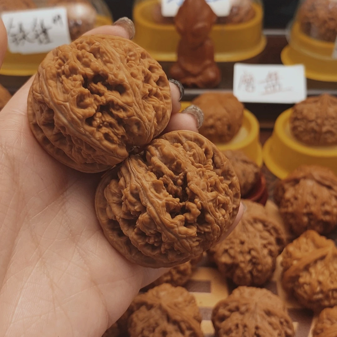 峰***泊吊坠文玩核桃44全品粗筋
