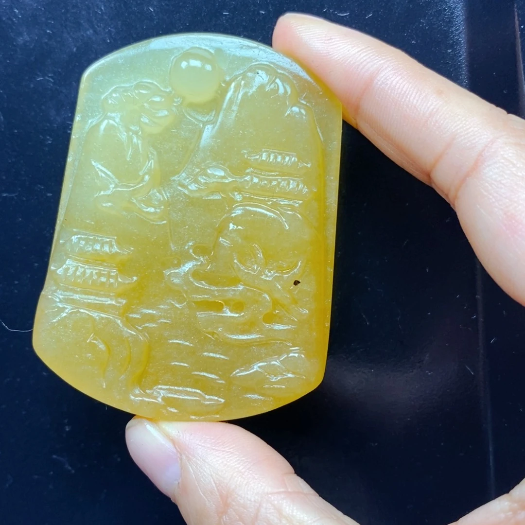 石英质玉（黄龙玉）未镶嵌颈饰