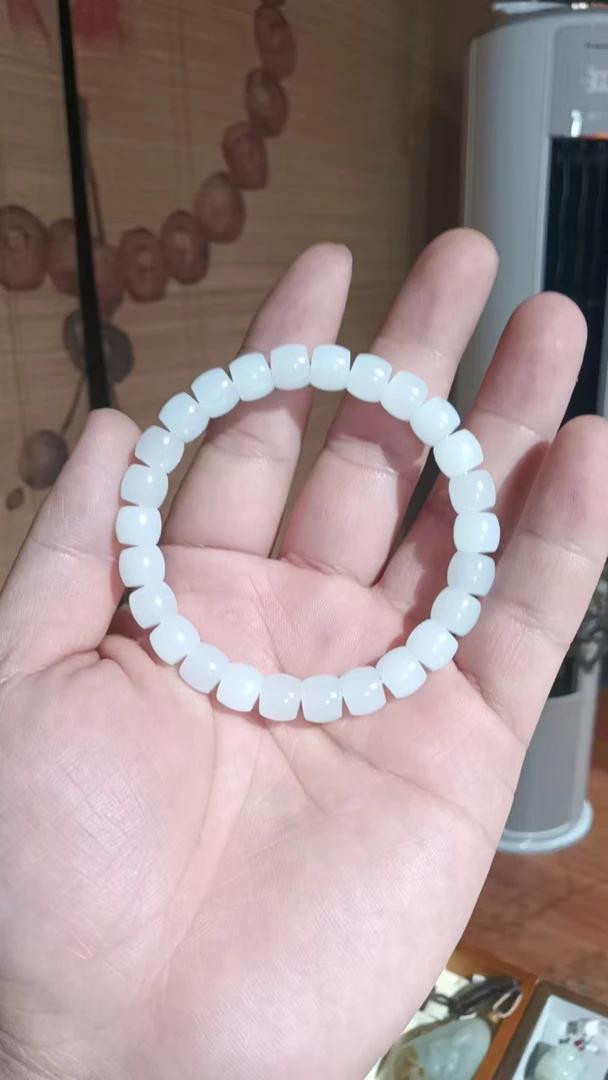 新疆和田玉白玉手串（多样性发货只发其一）