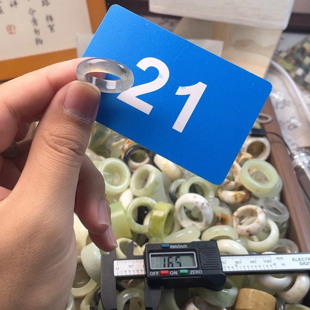 蛇纹石玉合金颈饰