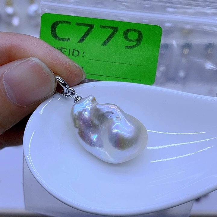 颈饰未镶嵌淡水珍珠