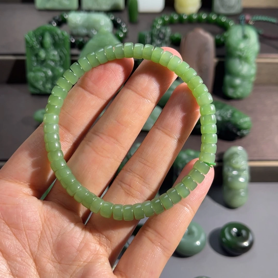 和田玉未镶嵌颈饰定制