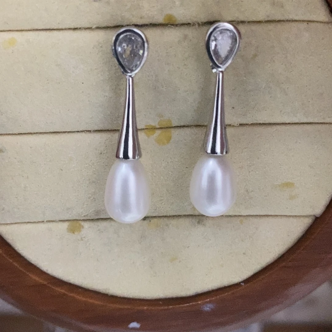 银S925镶嵌耳饰淡水珍珠