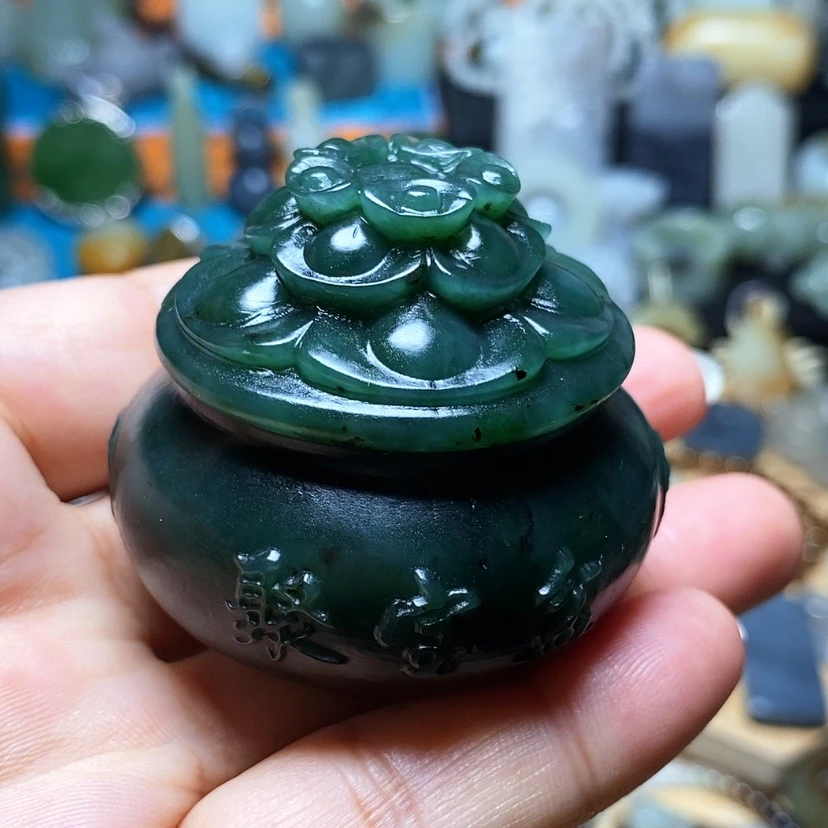 【闪购商品】颈饰未镶嵌和田玉