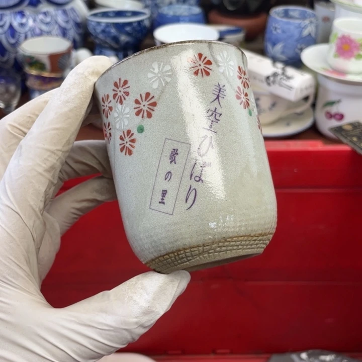 他家瓷器真美…开播了