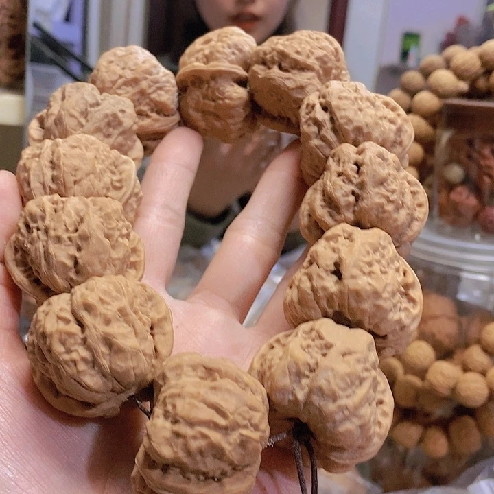 【闪购商品】文玩核桃把件37蛤蟆头手持身有黄