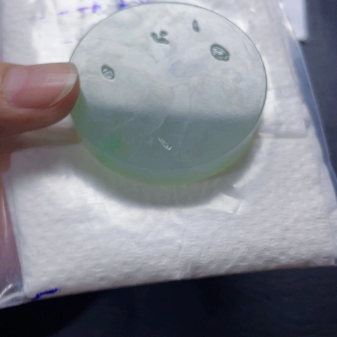 玉***飞定制翡翠未镶嵌翡翠