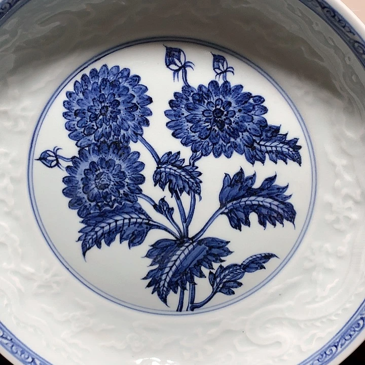 瓷片收****藏青花花卉图案瓷盘