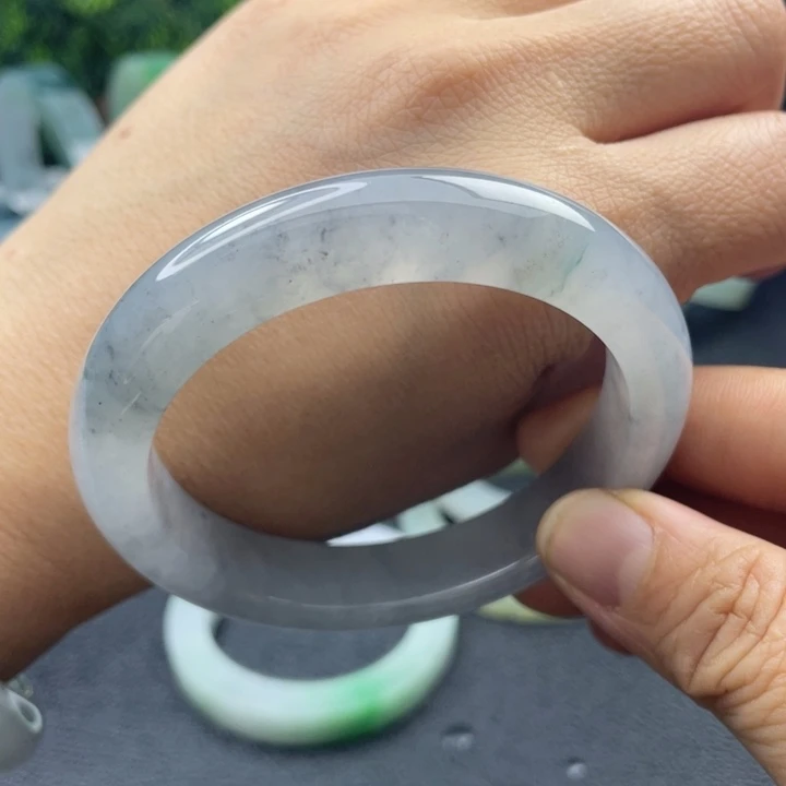 定制翡翠不退不换未镶嵌