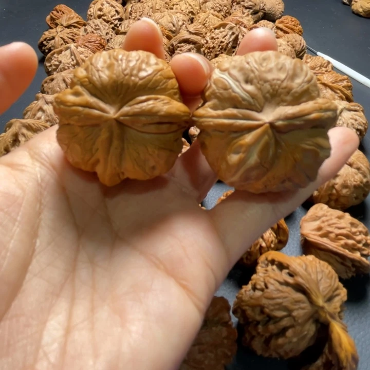 元宝两棱挂角38尺寸核桃哈哈哈哈哈哈哈