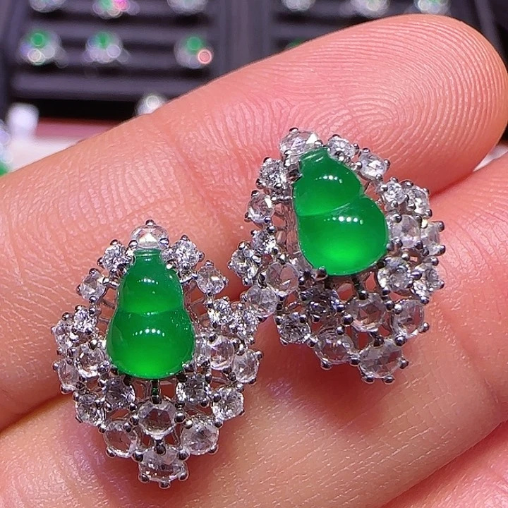 翡翠耳饰18K金镶嵌耳钉