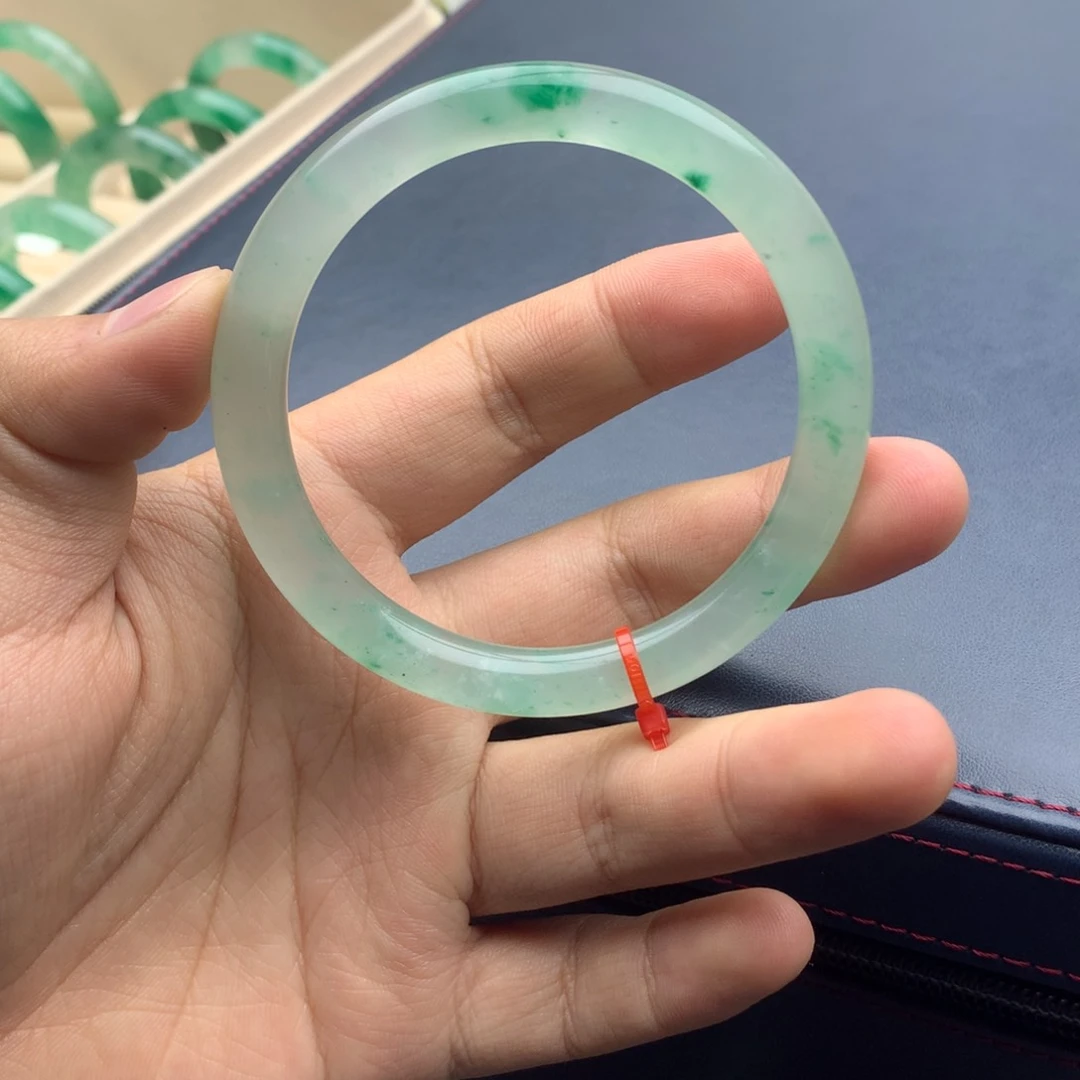 石英质玉手镯未镶嵌?***?