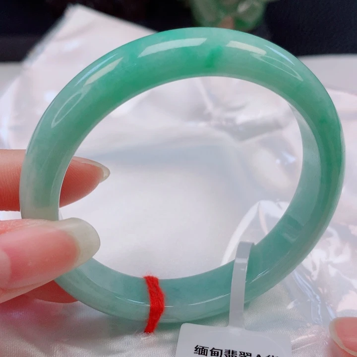 未镶嵌手镯翡翠55圈