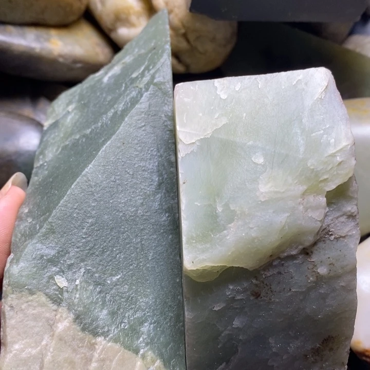 未镶嵌和田玉（糖玉）挂件