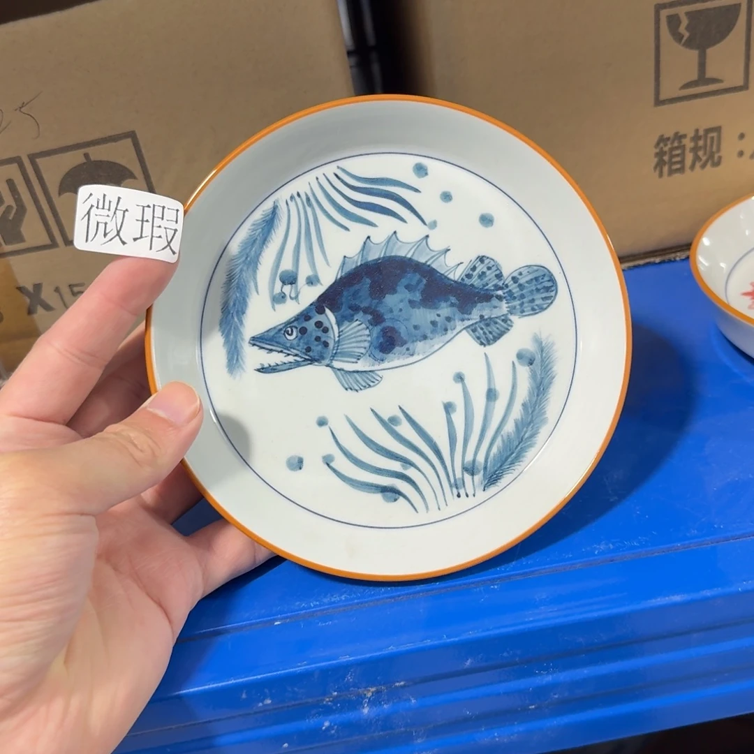 釉下手绘茶具微瑕