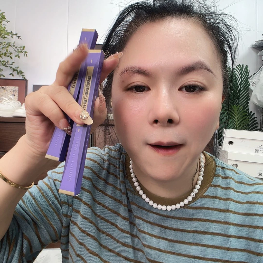 是因为她在自己面前太