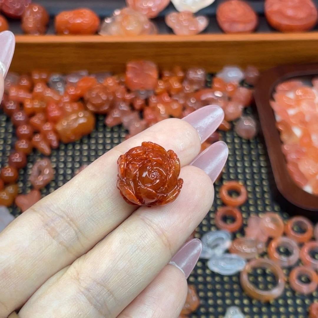 未镶嵌配饰南红玛瑙刹*牡丹花