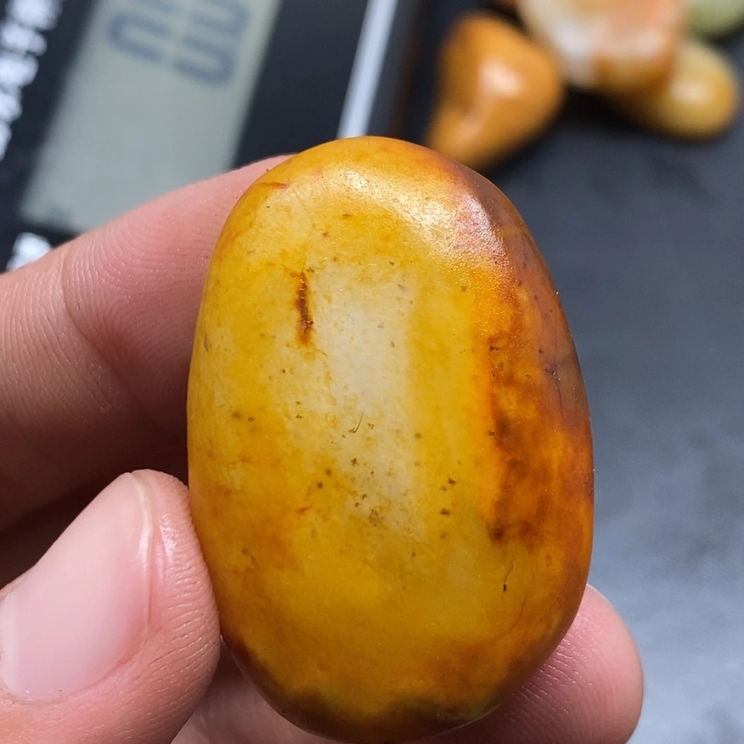 和田玉（糖玉）未镶嵌挂件